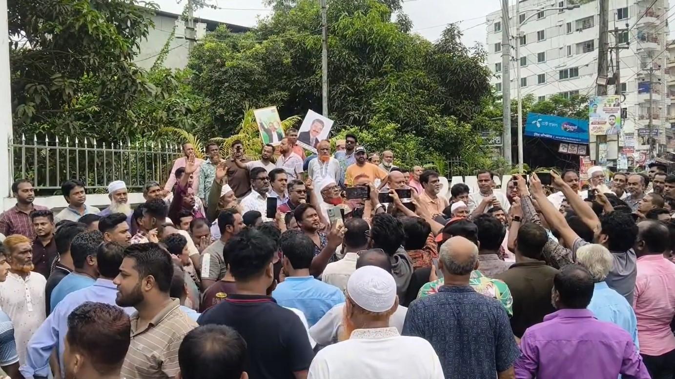 এমপির বিভ্রান্তিকর ছবি প্রচারের প্রতিবাদে রামগঞ্জে বিএনপির বিক্ষোভ সমাবেশ